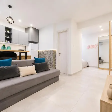 Lejlighed 45sqm , Center , 20m Tsimiski Str , 65
