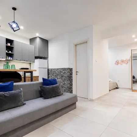Апартамент 45sqm , Center , 20m Tsimiski Str , 65