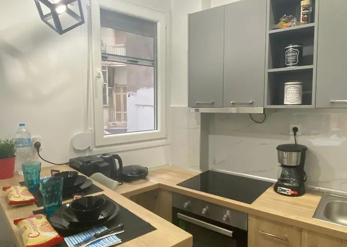 Apartmán 45sqm , Center , 20m Tsimiski Str , 65